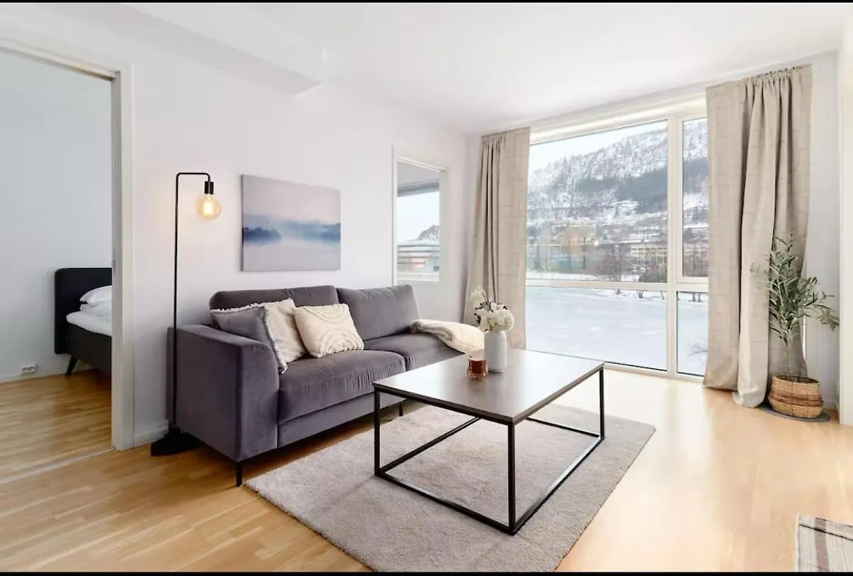 Apartamento 2 Bedroom, Lake View, Light Rail, Bergen