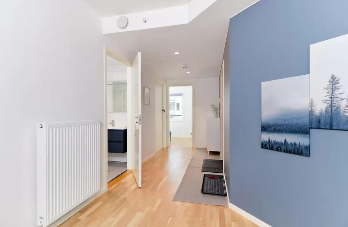 2 Bedroom, Lake View, Light Rail, Bergen Apartamento